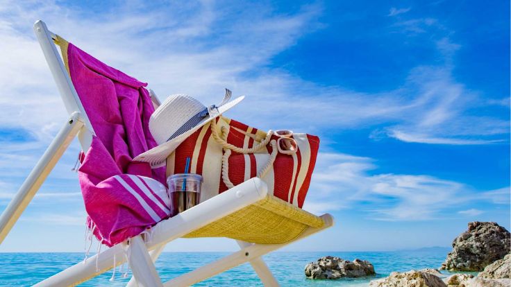 What type of towel is best for the beach?
